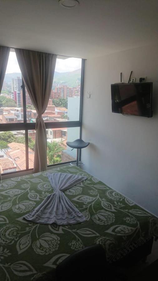 Acogedor Apartamento En Medellin Sector Molinos Apartment Luaran gambar