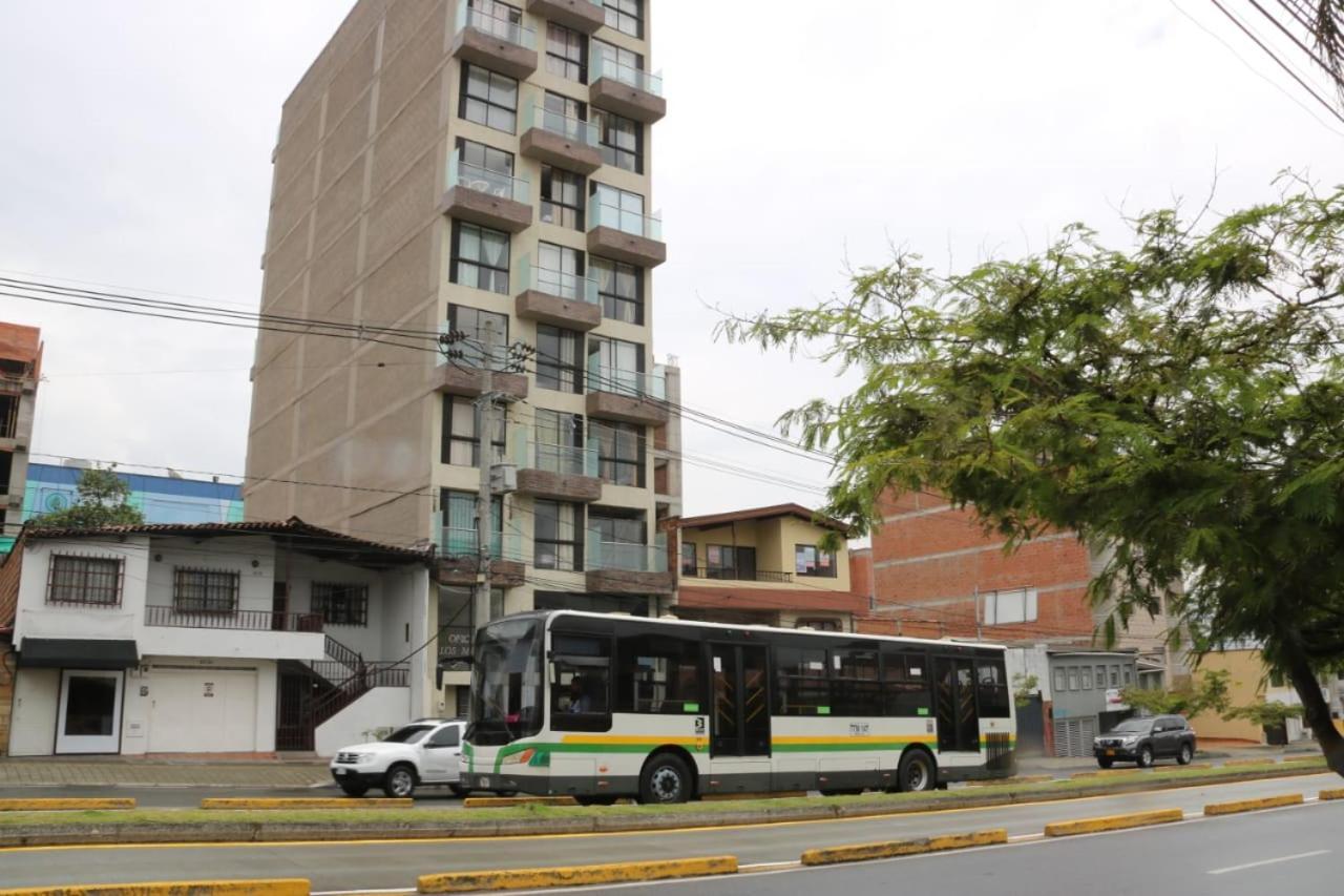 Acogedor Apartamento En Medellin Sector Molinos Apartment Luaran gambar